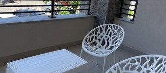 Cozy, new, very spacious 1-bdr apt in Marassi best entertaining area 