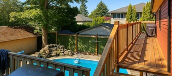 Quaint Attic Suite w/ Pool & Deck Access