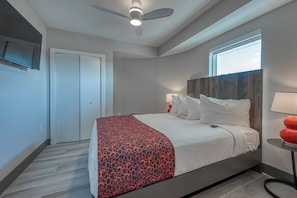 2 chambres, fer et planche à repasser, Wi-Fi, draps fournis