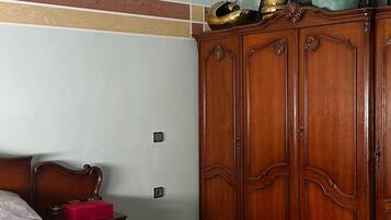 3 chambres, fer et planche Ă repasser, Wi-Fi, draps fournis