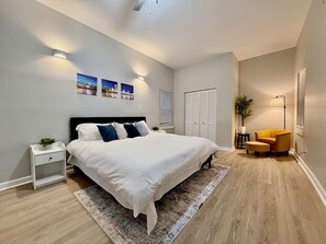 2 bedrooms, desk, iron/ironing board, WiFi
