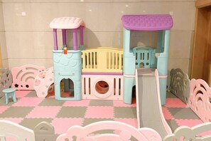 Children’s area - Jinling Shenzhou Hotel (Lianyungang)