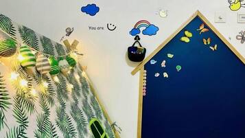 Cots/infant beds
