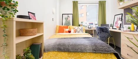 Single Room, 1 Double Bed, Non Smoking | Free WiFi