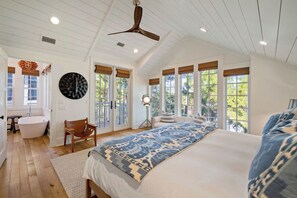 5 bedrooms, iron/ironing board, travel crib, internet