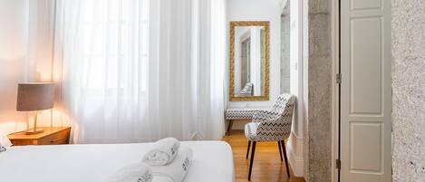 1 bedroom, iron/ironing board, Internet, bed sheets