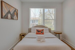 4 bedrooms, iron/ironing board, travel cot, WiFi