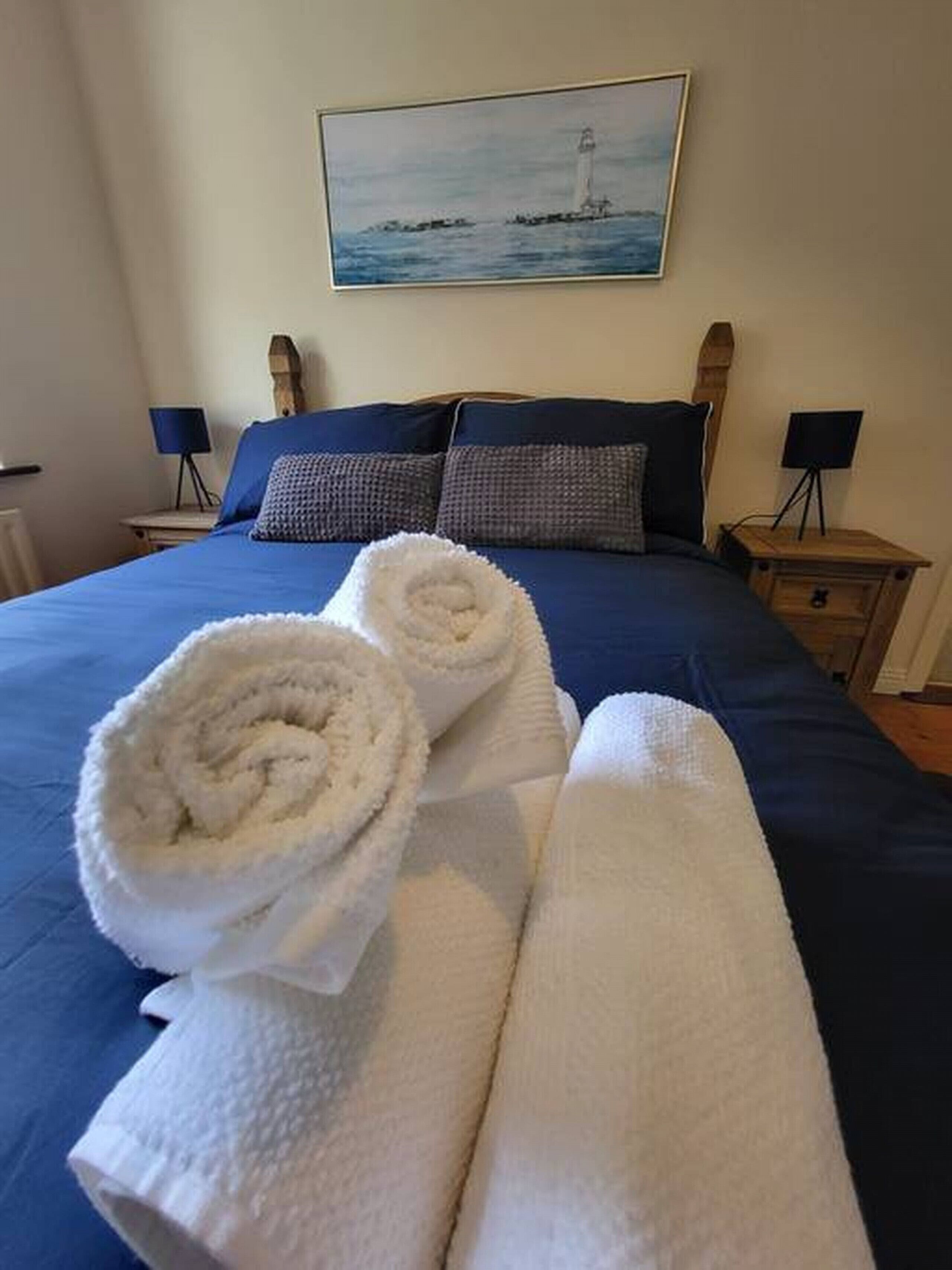 3 bedrooms, iron/ironing board, travel crib