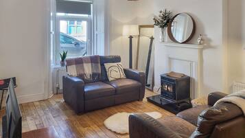 Télévision, cheminée