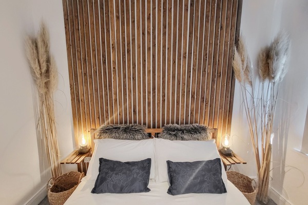 Enjoy a great night's sleep in this king bedroom