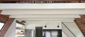 Charming 2-bedroom A-Frame cabin with AC, WiFi in tranquil Frazier Park