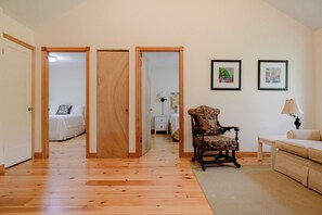 3 Schlafzimmer, Schreibtisch, kostenloses WLAN, Bettwäsche