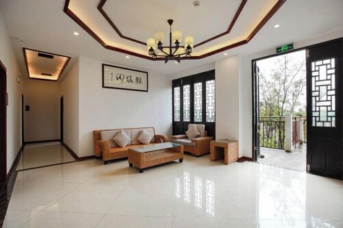 Shuiyunge Hotel (Huangguoshu Waterfall Scenic Area)