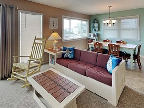 Studio (4 Bedrooms) | Property amenity - Back A Bit by Topsail Realty (Holly Ridge)