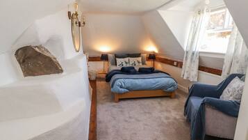 3 عدّة غرف نوم وبديكورات فريدة لكل غرفة وطراز فريد لكل وحدة