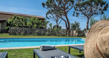 Elda : appart rez de jardin et piscine chauffée à 7 min de Calvi et plages