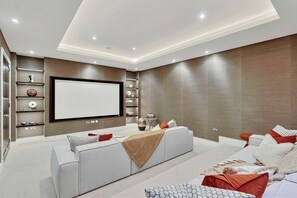 House, Smoking