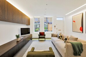 House | 3 bedrooms - Paddington Luxury 3-bed Mews Private Cinema Gym (London)