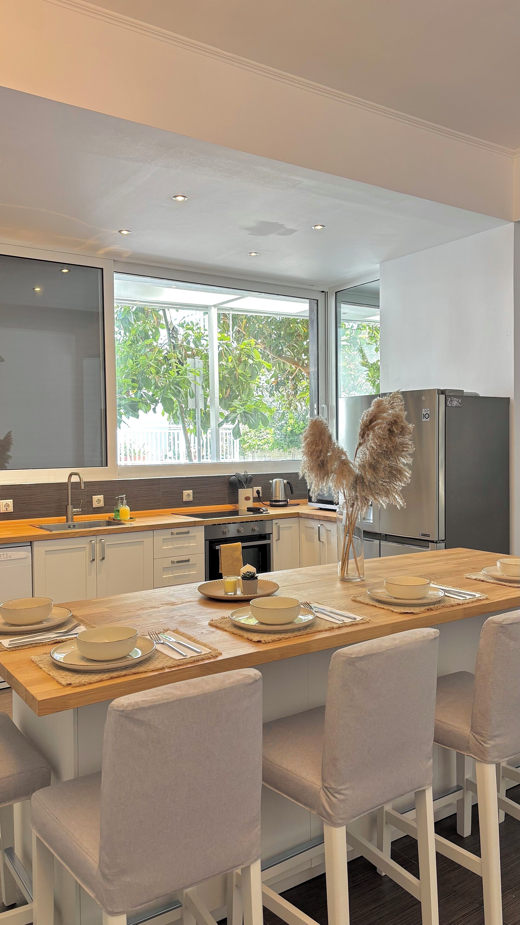 Microwave, oven, stovetop, dishwasher