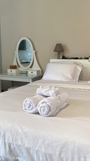 4 Schlafzimmer, Bügeleisen/Bügelbrett, WLAN, Bettwäsche