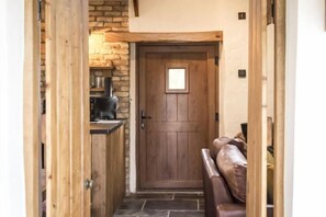 Room - Lavender - Luxurious Barn Conversion (Haverfordwest)