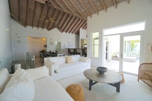 TV - Caribbean Dreaming in this spacious 5-bedroom villa in Frigate Bay with AC (Frigate Bay)