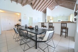 Dining - Caribbean Dreaming in this spacious 5-bedroom villa in Frigate Bay with AC (Frigate Bay)