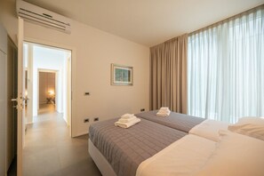 2 bedrooms, soundproofing, iron/ironing board