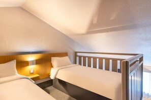 Nôi/giường cho trẻ sơ sinh 