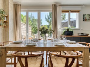 Dining - Villa Indonésie - Domaine Le Sherwood (Notre-Dame-de-Monts)
