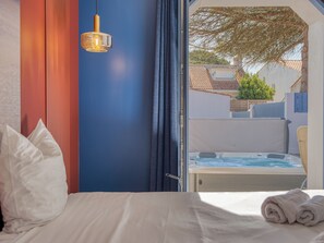 3 bedrooms, iron/ironing board, travel crib, WiFi - Villa Les Bains de Mer avec spa (Saint-Gilles-Croix-de-Vie)