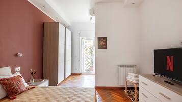 3 chambres, fer et planche Ă repasser, Wi-Fi, draps fournis