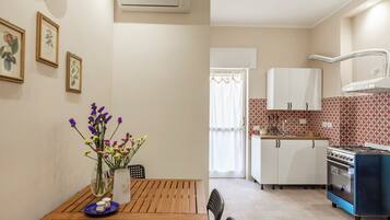 Microonde, forno, piano cottura