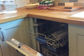 Interior - THURNFIELD, Perfect for families and golfing groups (Anstruther)