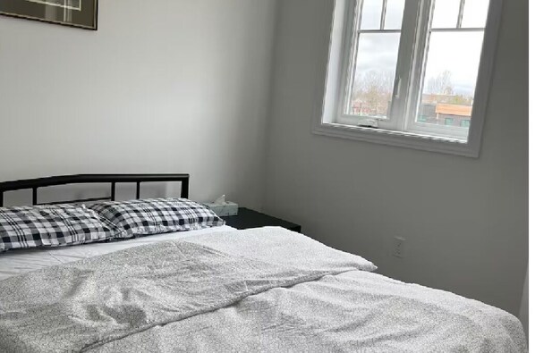 2 makuuhuonetta, Wi-Fi, vuodevaatteet