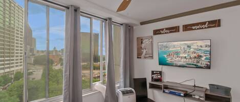 3 chambres, fer et planche à repasser, Wi-Fi, draps fournis