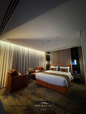 房內夾萬、手提電腦工作空間、免費 Wi-Fi