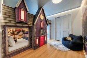 10 chambres, fer et planche à repasser, Wi-Fi, draps fournis