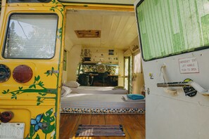 Free WiFi, bed sheets - Chilamate Rainforest Beach Retreat (Nosara)