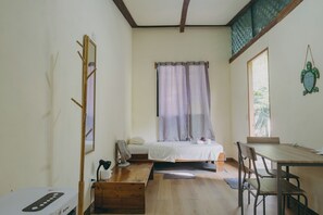 Basic Twin Room, Garden View | Free WiFi, bed sheets - Chilamate Rainforest Beach Retreat (Nosara)