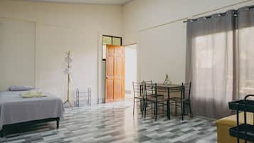 Habitación familiar | Wifi gratis y ropa de cama
