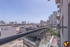 Luxury Apartment, Balcony, City View | Balcony - Jeewar Brand New Relaxing Pool Kids Area (Madinat Zayed)