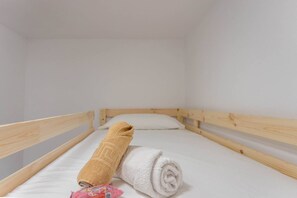 2 Schlafzimmer, Bügeleisen/Bügelbrett, Reisekinderbett, WLAN