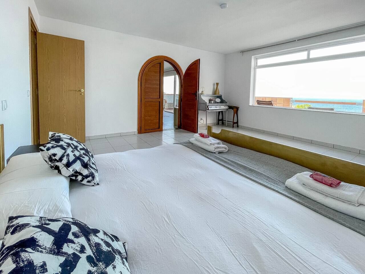 2 chambres, fer et planche à repasser, lit parapluie, Wi-Fi