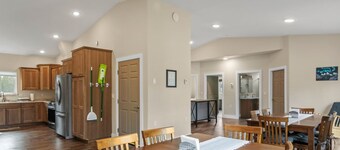 Modern Alaskan Retreat