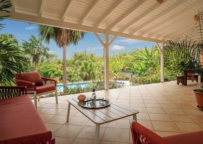 Villa Kalenda, a private, unoverlooked swimming pool at your disposal