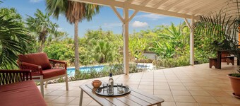 Villa Kalenda, a private, unoverlooked swimming pool at your disposal