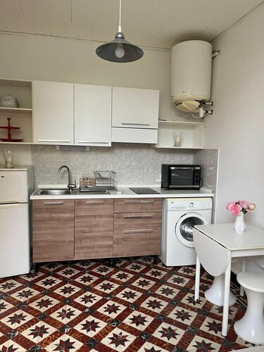 F1 Garden Apt - Walk to Monaco Circuit