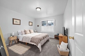 2 chambres, bureau, fer et planche à repasser, Wi-Fi gratuit