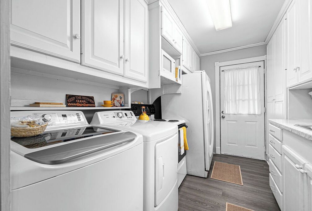 冰箱、微波炉、烤箱、炉灶